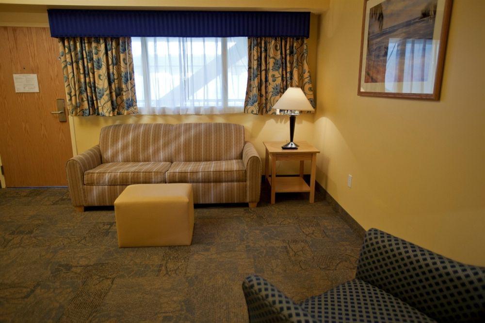 The Atrium Resort, Virginia Beach By Vacatia Экстерьер фото